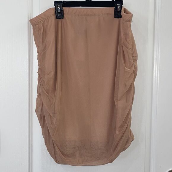 Rue21 Dresses & Skirts - Super Cute Nude Skirt W/ Ruffles - NWT🥰